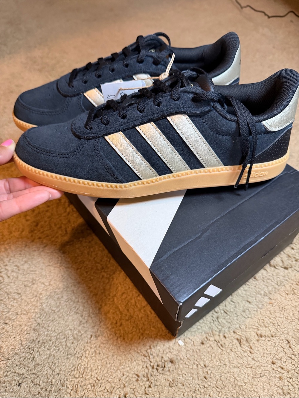 adidas BREAKNET SLEEK - Black / Gold - Picture 3 of 7